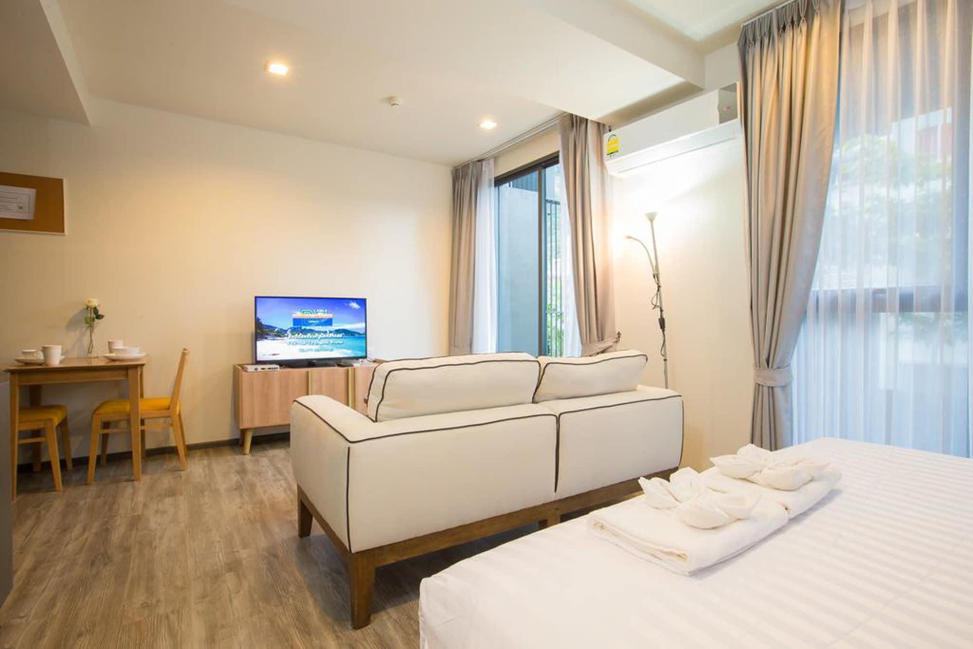 The Deck Condo Patong By Vip Εξωτερικό φωτογραφία