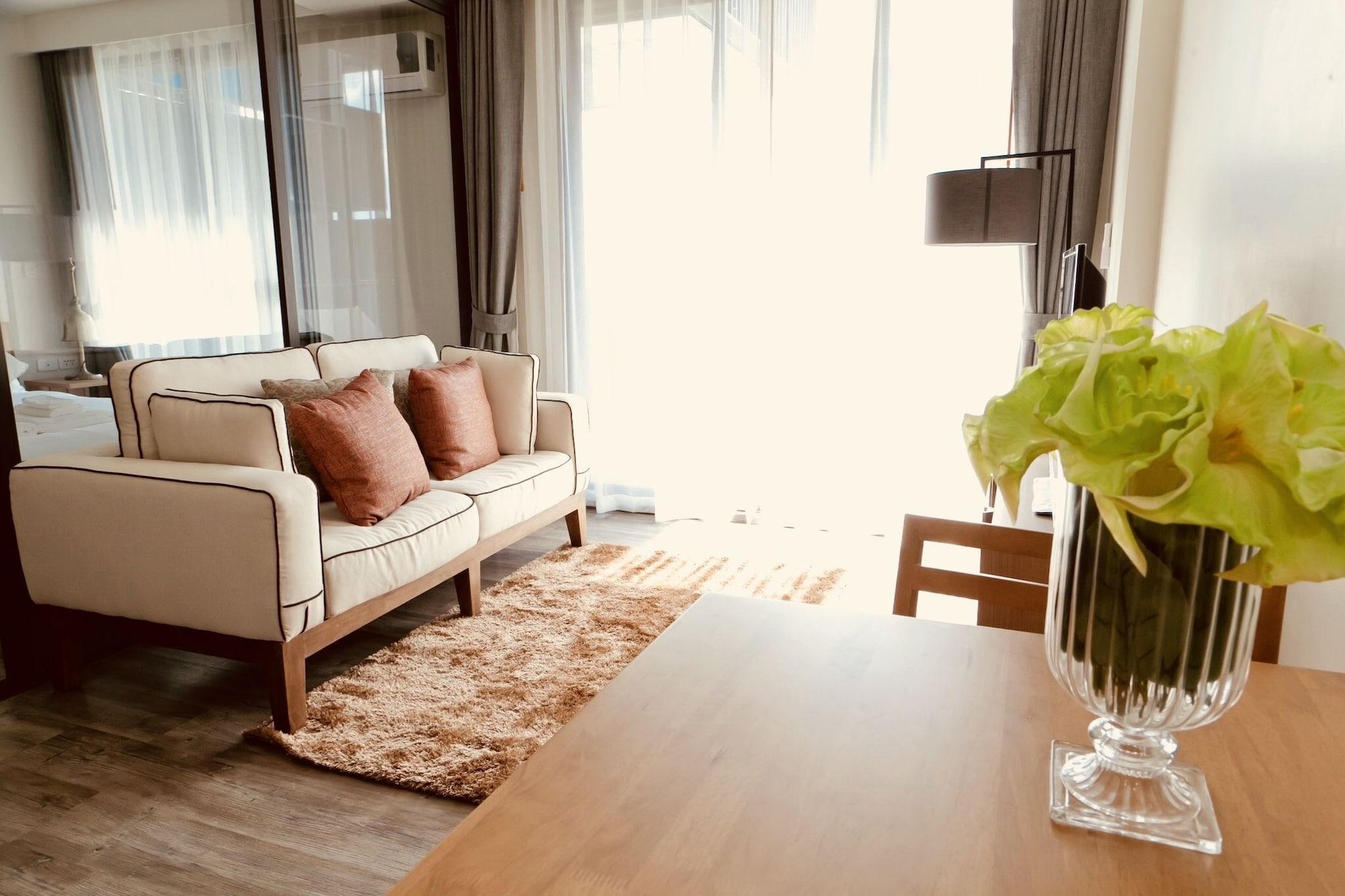 The Deck Condo Patong By Vip Εξωτερικό φωτογραφία
