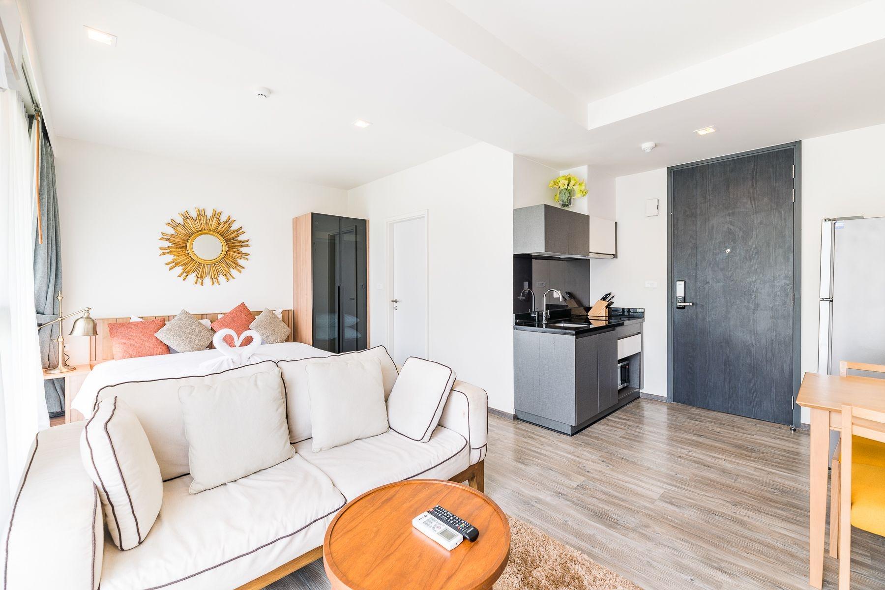 The Deck Condo Patong By Vip Εξωτερικό φωτογραφία