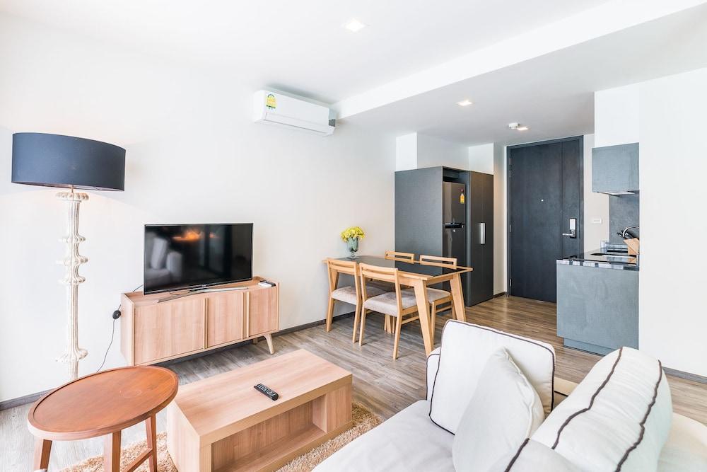 The Deck Condo Patong By Vip Εξωτερικό φωτογραφία