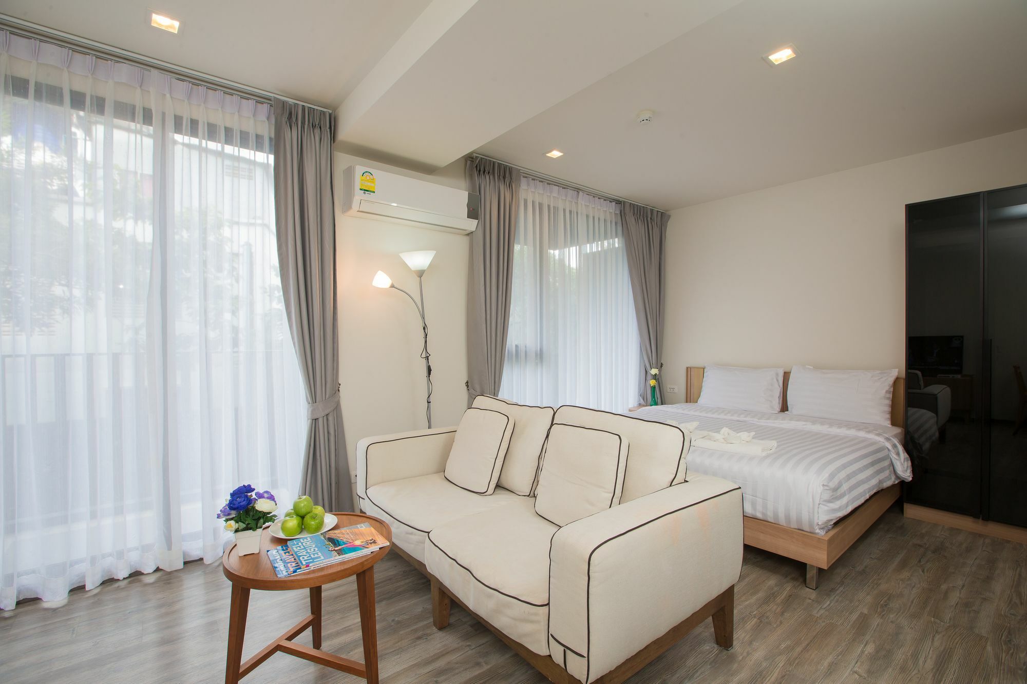 The Deck Condo Patong By Vip Εξωτερικό φωτογραφία